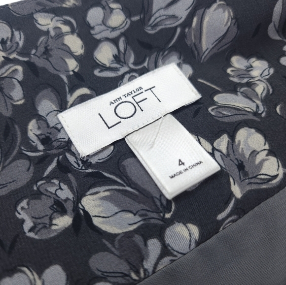 Loft Ruffled Floral Layered Gray Skirt Sz 4 - Picture 3 of 13